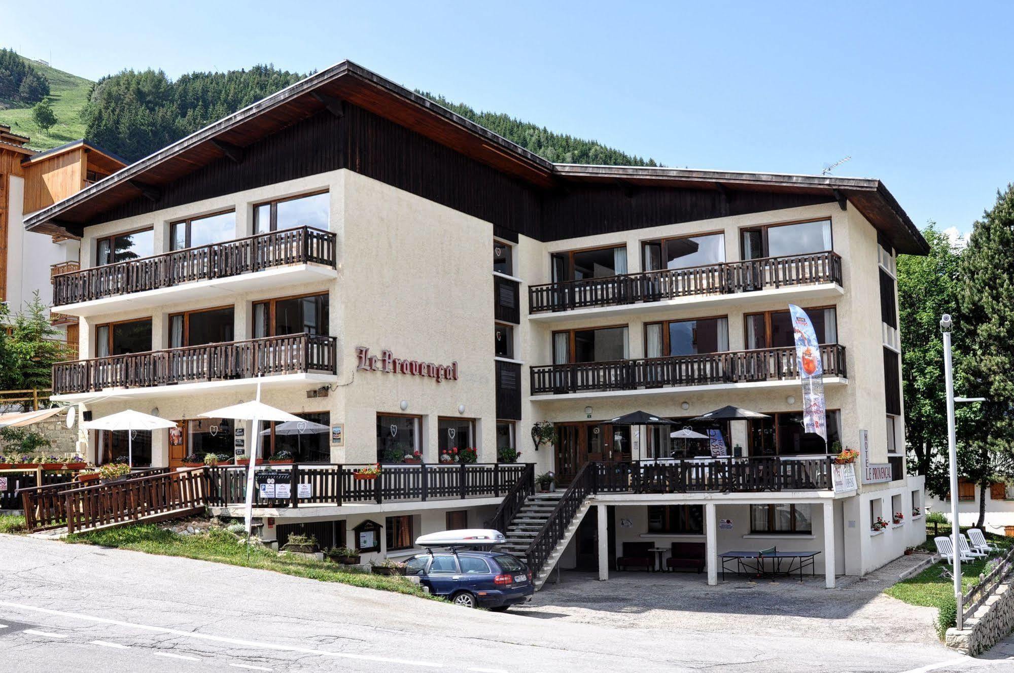 Hotel Le Provencal 레두잘프 외부 사진